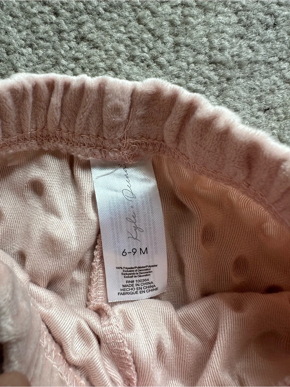 Mixed brands 6 piece baby girl 3 outfit lot Size: 6-9 months